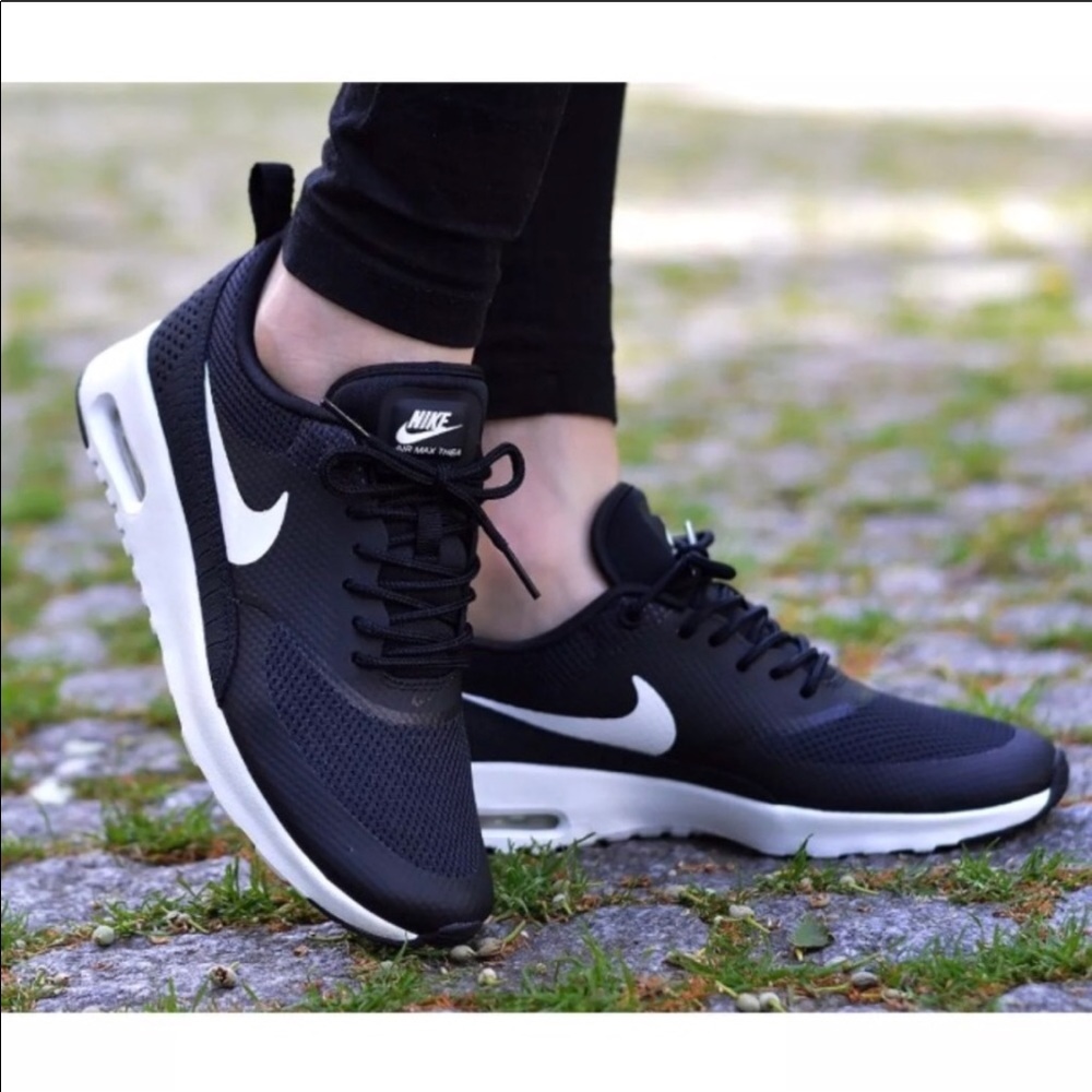 Women’s Nike air max thea black white sneaker 9 - Picture 5 of 5
